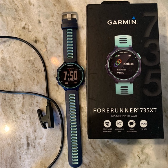 Garmin Forerunner 735 XT - Picture 2 of 5